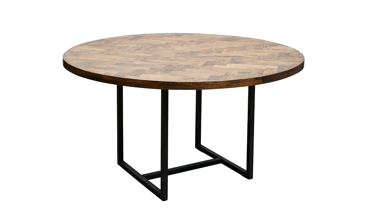 BJ0202 Bild på KANT Matbord 140 från House Doctor