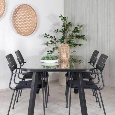 Bild på Matgrupp Pimpim med 4 st Miranda matstolar - Venture Home