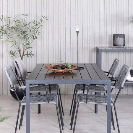 Bild på Matgrupp Barcelona med 4 st matstolar Levis - Venture Home