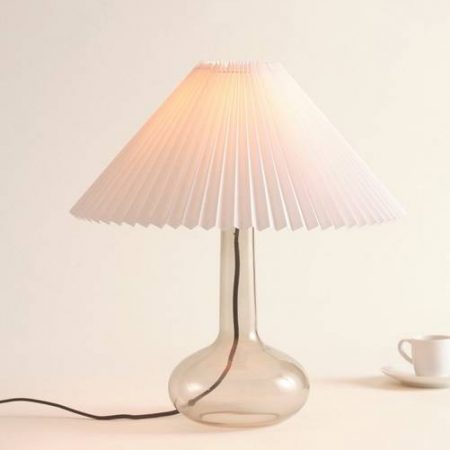 Bild på AUDREY bordslampa - Jotex