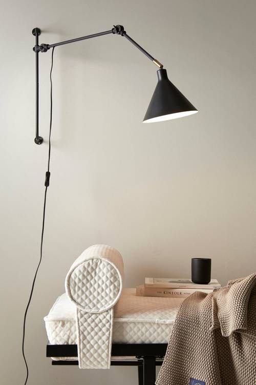 ell_1536827-01_Fm_M0022607 Bild på Vägglampa Jordan Liten - Ellos