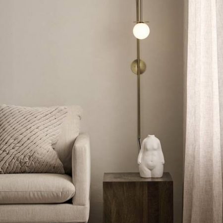 Bild på Vägglampa Milo - Ellos