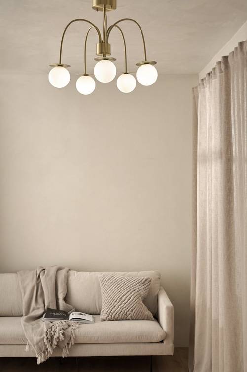 ell_1661379-01_Fm_M0057581 Bild på Takplafond Milo - Ellos