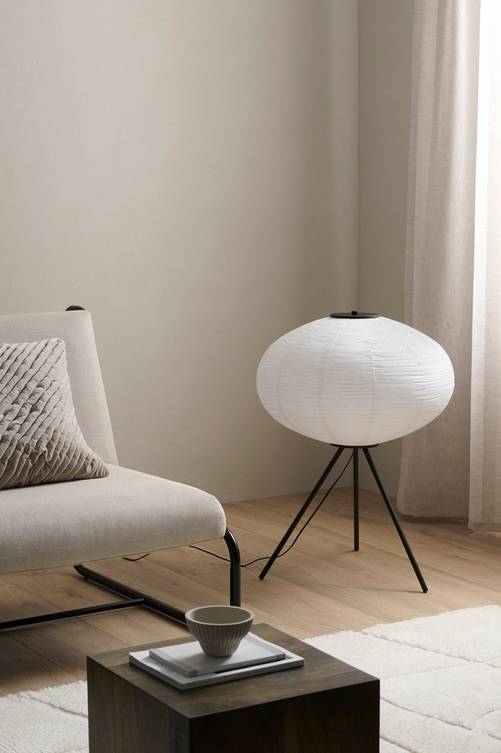 ell_1667491-01_Fm_M0061342 Bild på Golvlampa Kumiko - Ellos