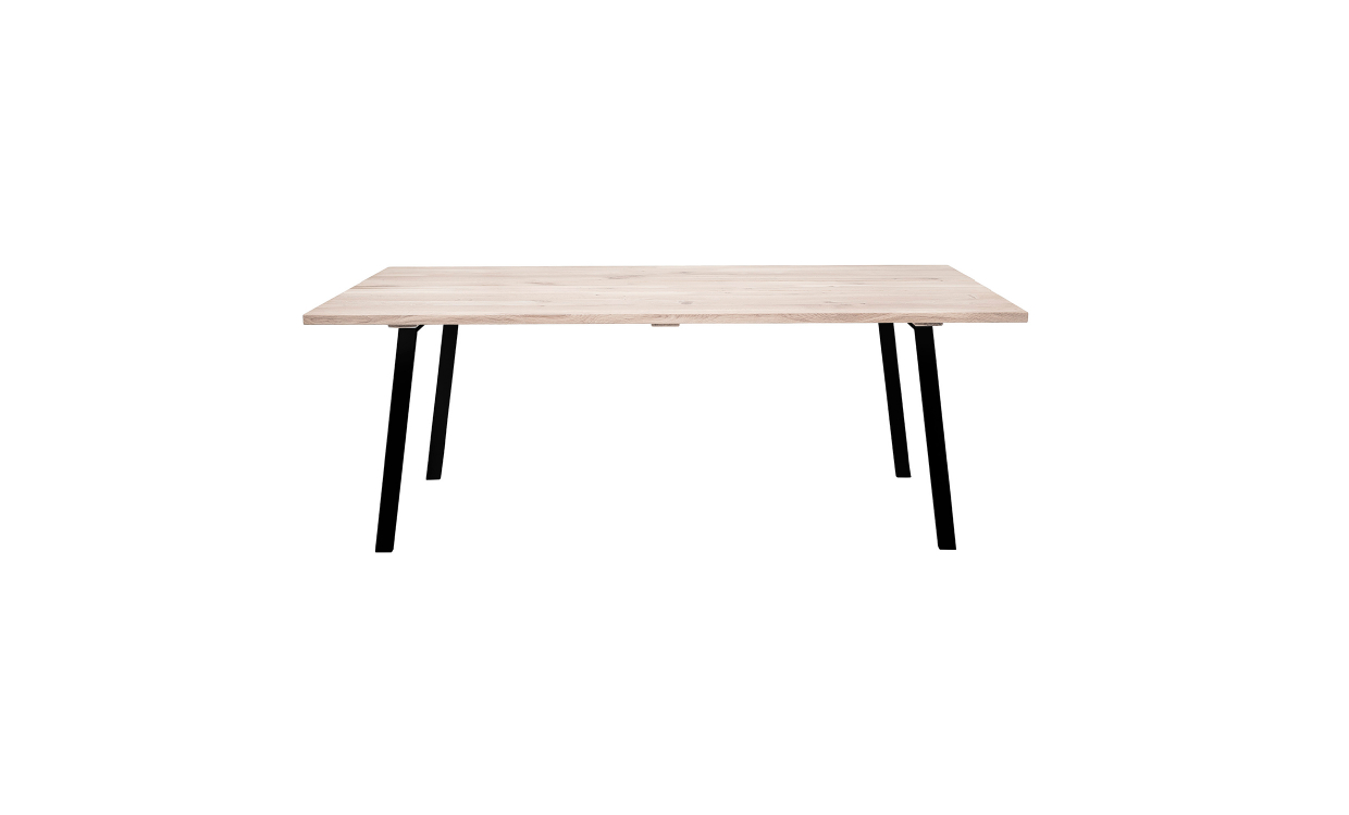 82040867 Bild på COZY Matbord Natur Svart från Bloomingville