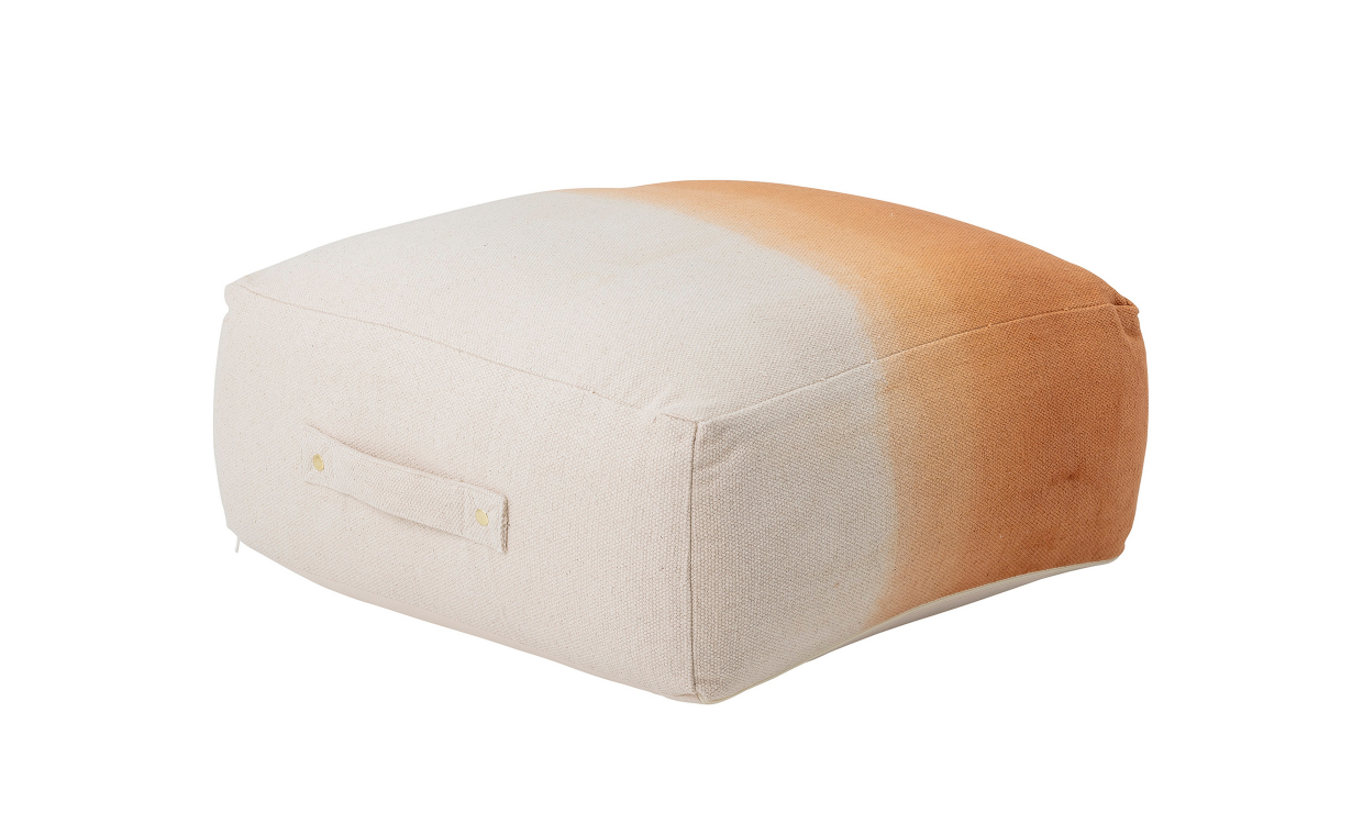 82048008 Bild på CARA Puff Orange från Bloomingville