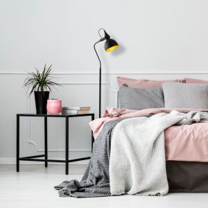 Like golvlampa 6 - Svart/guld - Golvlampor -Lampor - Golvlampor