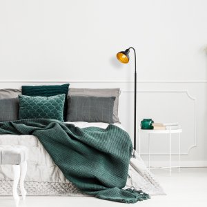 Like golvlampa 8 - Svart/guld - Golvlampor -Lampor - Golvlampor