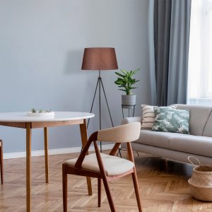 Tripod golvlampa - Svart/brun - Golvlampor -Lampor - Golvlampor