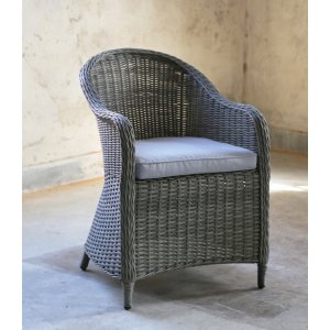 Sienna fåtölj i rotting - Grå konstrotting + Möbelvård för plastrotting - Konstrottingfåtöljer