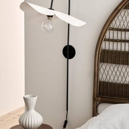 Bild på Vägglampa Flower - Ellos