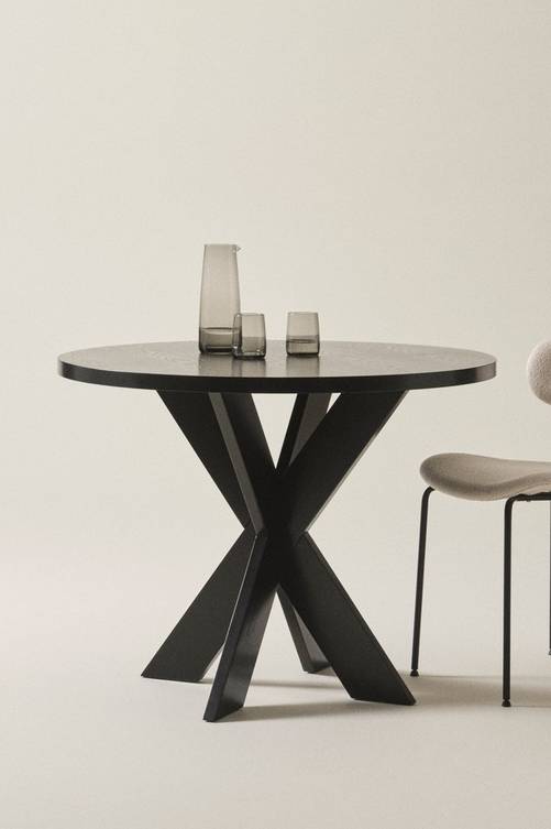 jot_1022009_Fm_M0073371 Bild på LUGNVIK matbord ø 100 cm - Jotex