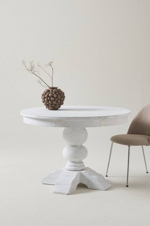 jot_1523339-01_Fm_M0073674 Bild på MADURAI matbord ø 110 cm - Jotex