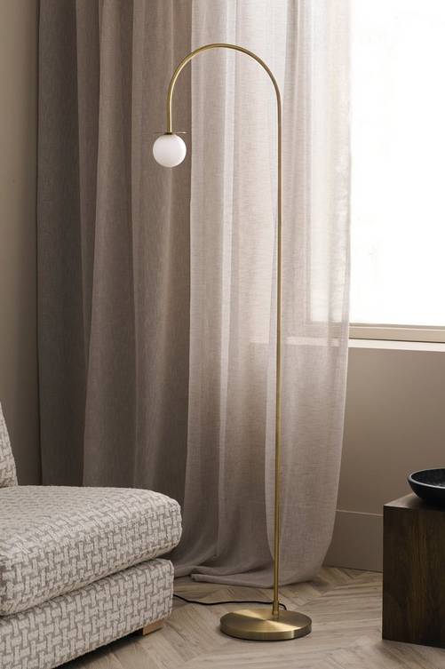 ell_1681499-01_Fm_M0067685 Bild på Golvlampa Milo - Ellos