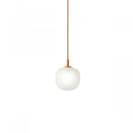Bild på Muuto Taklampa Rime Dia 12cm Orange från Muuto