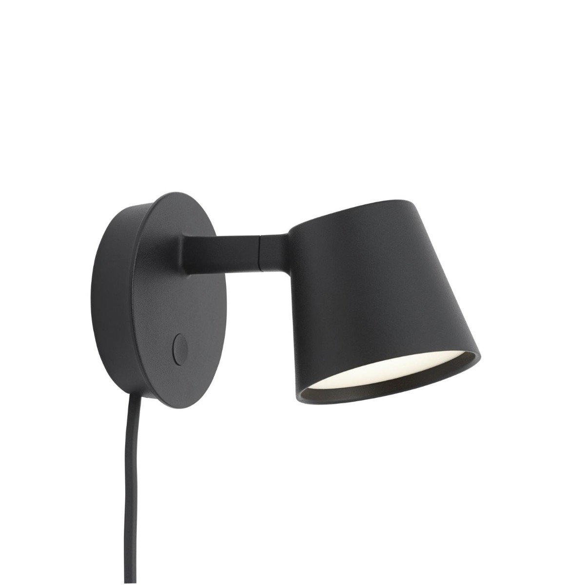 namnl_s_design_-_2022-03-10t133831.872 Bild på Muuto Vägglampa Tip Svart från Muuto