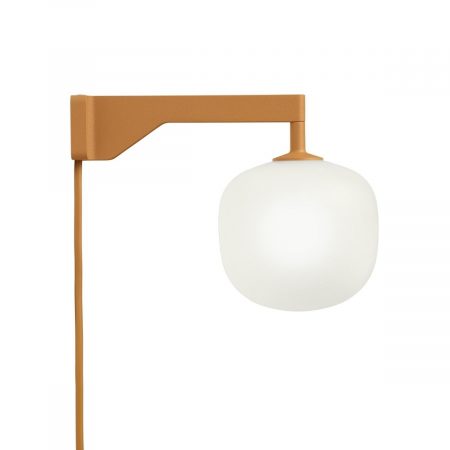 Bild på Muuto Vägglampa Rime Orange från Muuto