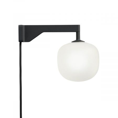 Bild på Muuto Vägglampa Rime Svart från Muuto