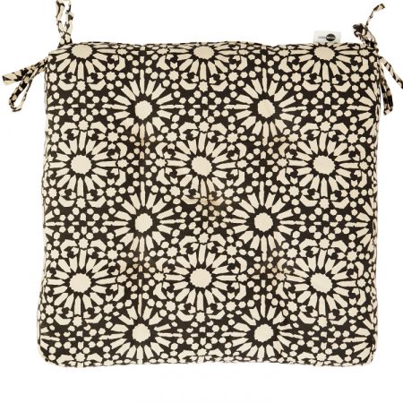 Bild på DYNA 45x45 Svart/Offwhite från Madam Stoltz