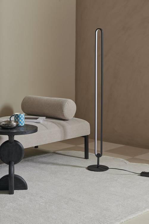 ell_1699595-01_Fm_M0075508 Bild på Golvlampa Loop LED - Ellos